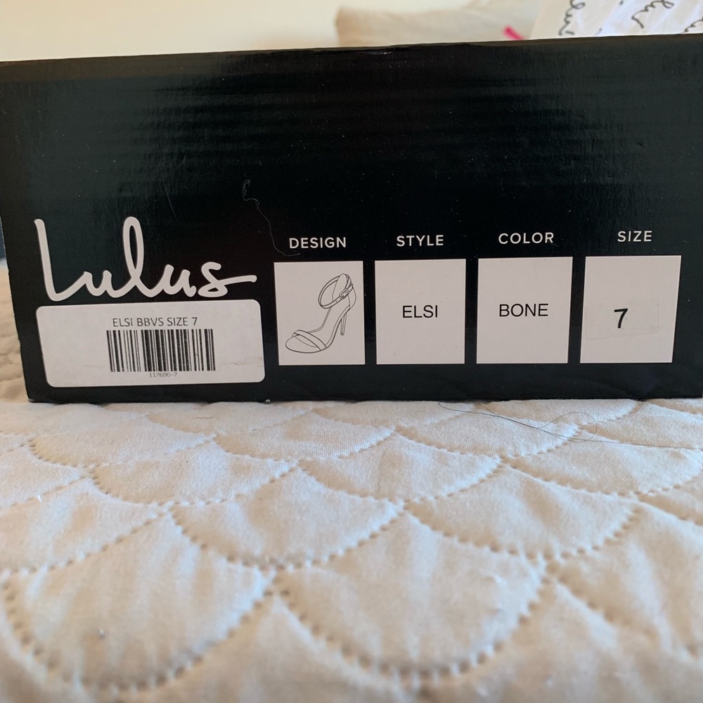 Lulu’s Formal Heels - Picture 5 of 6